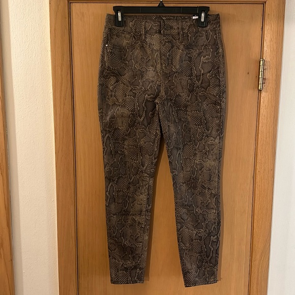 White House Black Market WHBM High Rise Skinny Ankle Coated Snake New 4P Petite - Picture 1 of 11